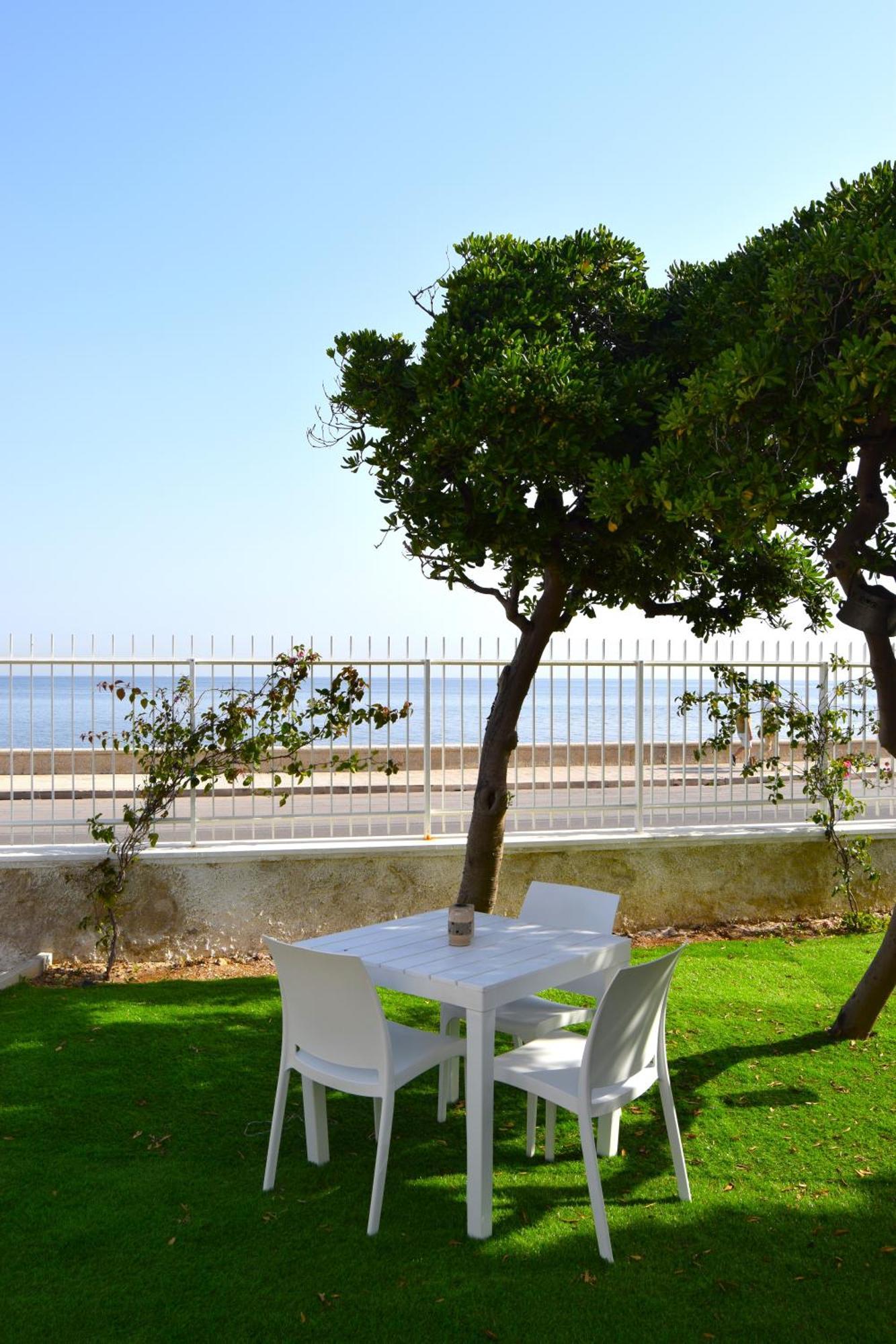 12 Passi Dal Mare Hotel Bari Ngoại thất bức ảnh